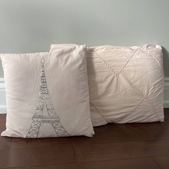 Decorative pink Paris pillows - Picture 7 of 7